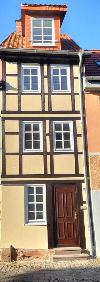 Schmal & Hoch - Willkommen Im Schmalsten Haus Von Bad Frankenhausen Luaran gambar